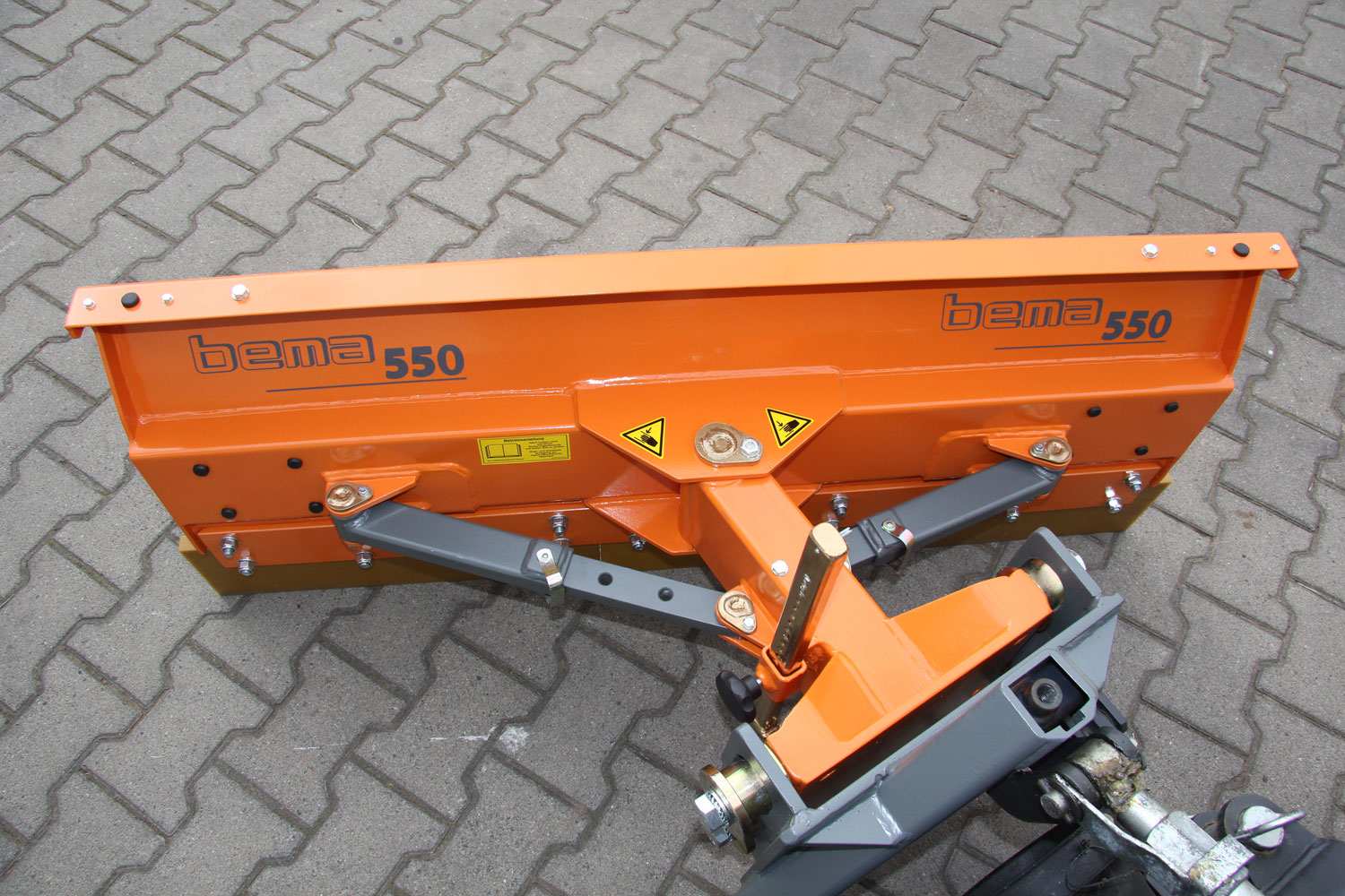 bema Snow-plough series 550